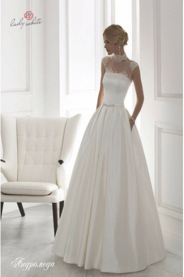 Wedding dress Andromeda
